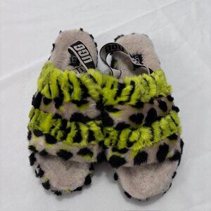 UGG Slippers w/ back strap - Size 10